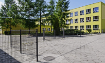 ogrodzenie panelowe zespołu szkół mechanicznych w Namysłowie